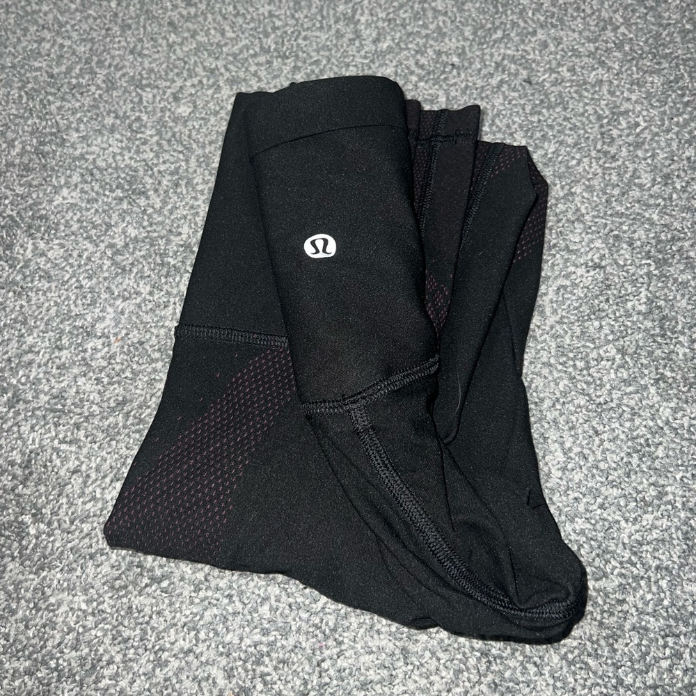 Lululemon athletic leggings 4